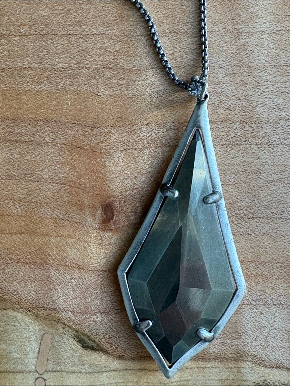 Kendra Scott Gunmetal Silver-Tone Geometric Pyrite Pendant Adjustable Necklace